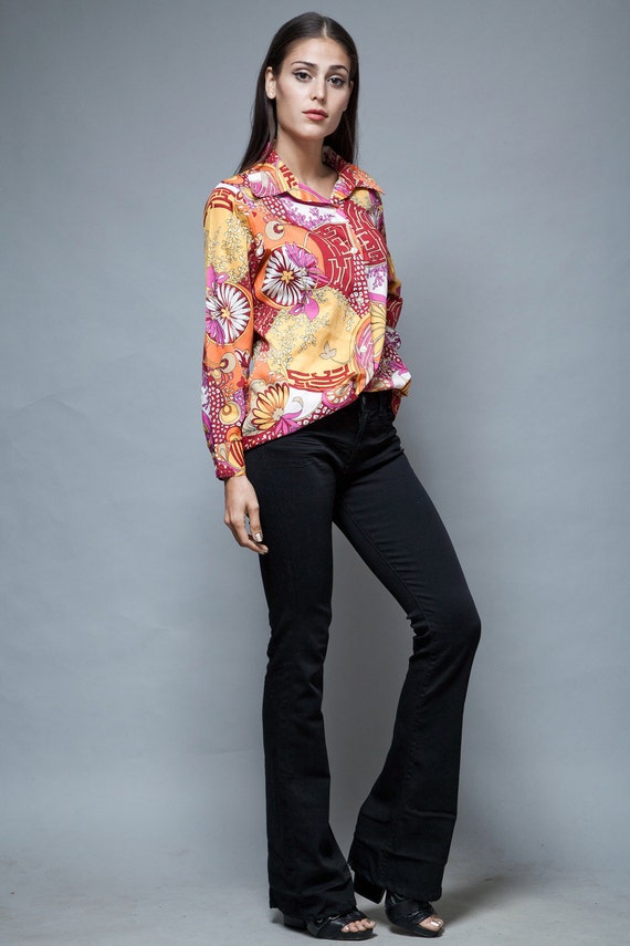 psychedelic printed top red blouse shirt bright A… - image 1