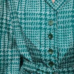 shirtwaist dress green houndstooth plaid polyester pleated vintage 70s LARGE L long sleeves image 5