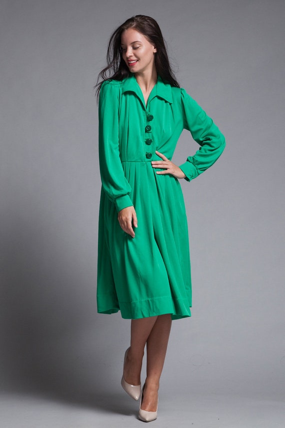 pleated shirtwaist dress green knit long sleeves … - image 4