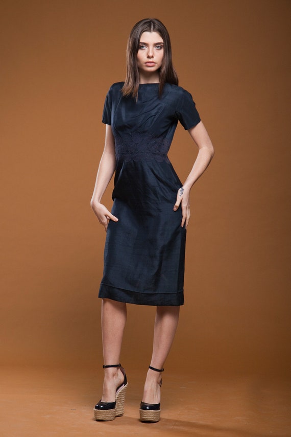 vintage 50s 1950s raw silk wiggle dress dark navy 