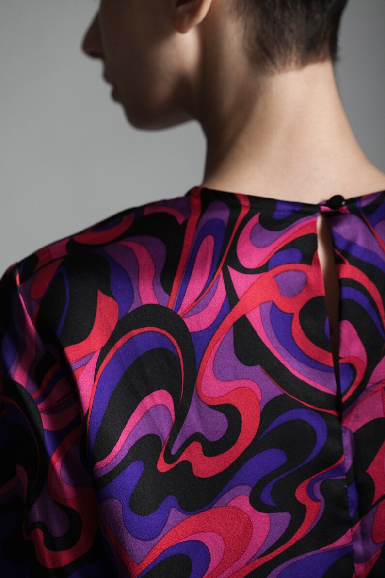 silk blouse top pink purple swirl print long sleeves flowy vintage 80s SMALL S