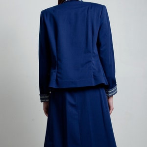 2-piece jacket skirt set suit navy blue textured white pockets a-line below the knee MEDIUM M image 4