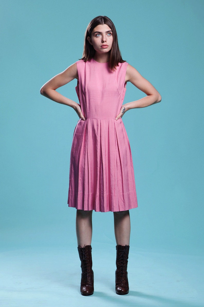 silk dupioni dress pleated pink sleeveless knee length vintage 60s MEDIUM M