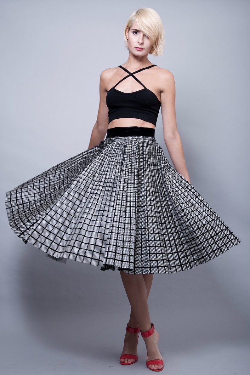 50s circle skirt, black white skirt, full circle skirt, vintage 50s plaid tartan taffeta velvet S Small image 3