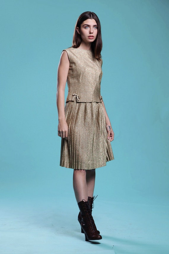 gold pleated skirt set metallic lurex sleeveless … - image 5