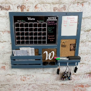 All-in-One, Liquid Chalk/Dry Erase Calendar, Cork Board, Dry Erase Board, Kitchen Organizer, Message Board, Command Center, Smoky Blue Bild 2