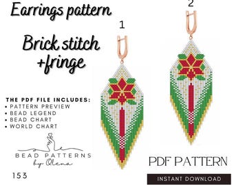 Puede incluir: Un patrón PDF digital para pendientes de cuentas. Los pendientes presentan un diseño de puntada de ladrillo con flecos, una flor roja y detalles en verde y blanco. El texto incluye "Earrings pattern", "Brick stitch + fringe", y "PDF PATTERN".