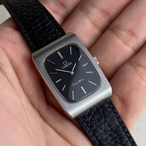 Omega Geneve Tank Black Dial Vintage Rectangular 25mm Manual Wind 511.0469 1970s