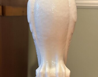 Vintage White Eagle Milk Glass Figural Bottle, Parrot Liquor Decanter, Valencia Destilerias EL Lorito Benetuser