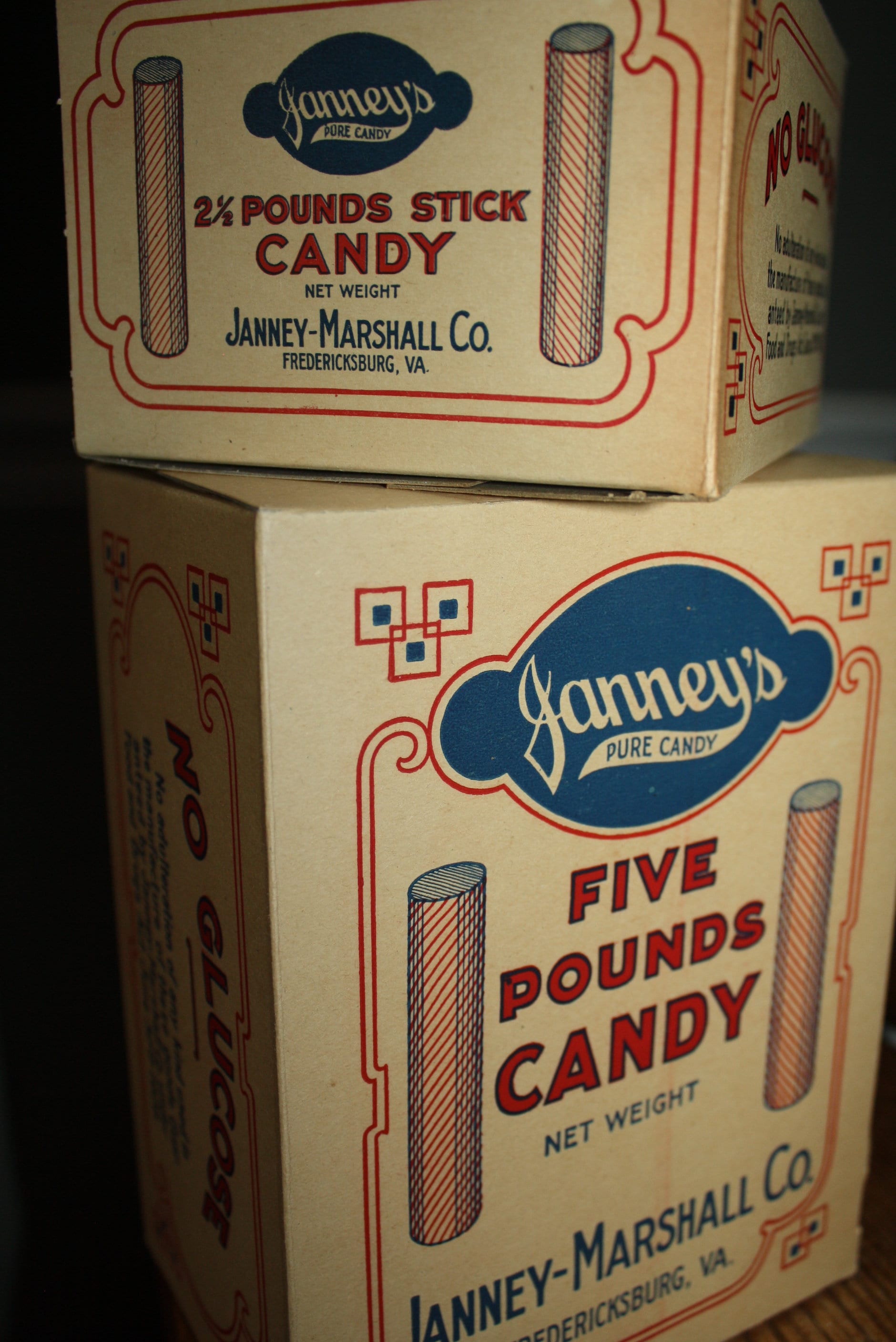 Yan Yan Strawberry - Utica, MI Toy Box Michigan candy store in a