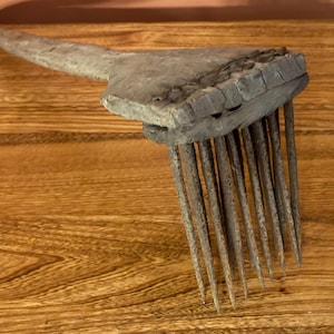 Antique Carved Wooden Flax Wool Carding Comb; Heckle, Hetchel, Primitive 19th Century Handmade Linen Making Tool
