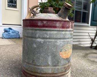 2 Gallon Antique Delpho's Galvanized Steel Kerosene Can with Bale Handle