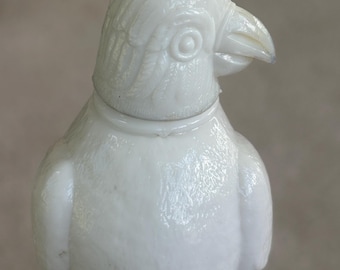 Vintage White Eagle Milk Glass Figural Bottle, Parrot Liquor Decanter, Valencia Destilerias EL Lorito Benetuser