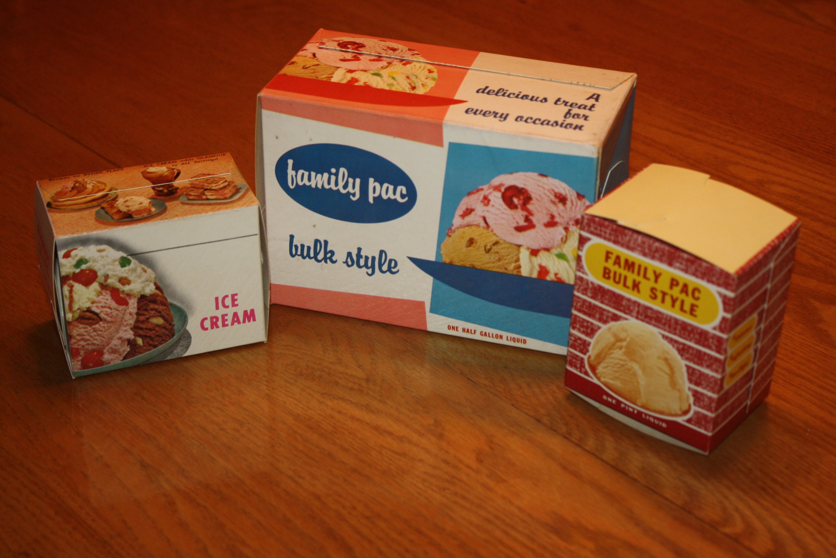 Vintage Dairy Advertising: 1950s-60s Ice Cream Cartons, New Old