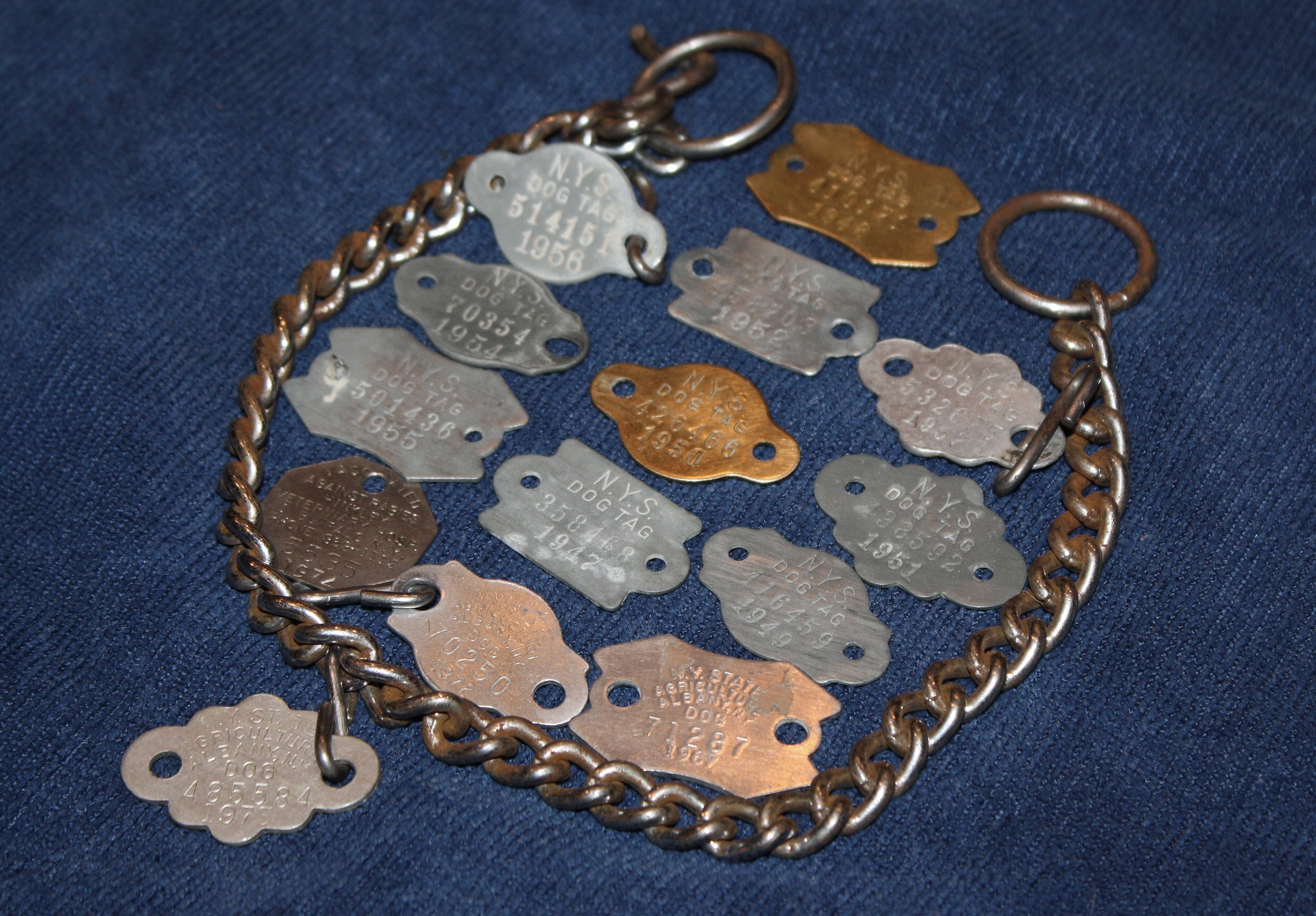 NEW Details about   Dog & Cat Together Auto Keychain in Gold Plate Made in USA by OSC