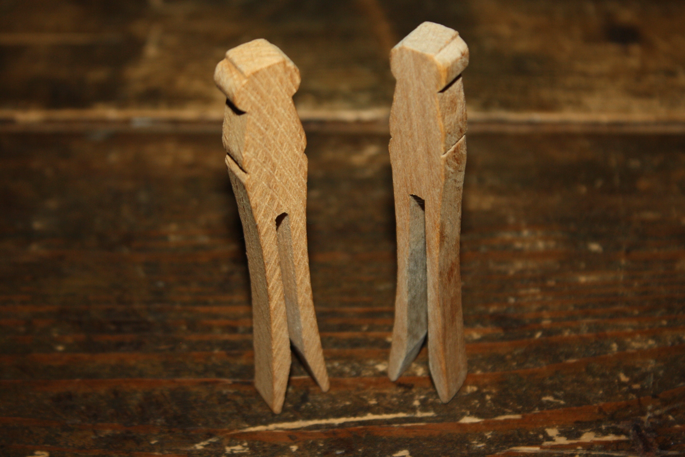 20 Vintage Flat Wooden Clothes Pins in Hand Carved Wooden Bowl