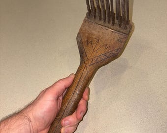 Antique Carved Wooden Flax Wool Carding Comb; Heckle, Hetchel, Primitive 19th Century Handmade Linen Making Tool