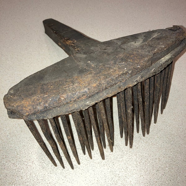 1800s Carved Wooden Flax Wool Carding Comb; Heckle, Hetchel, Old Primitive  Handmade Fiber Making Tool