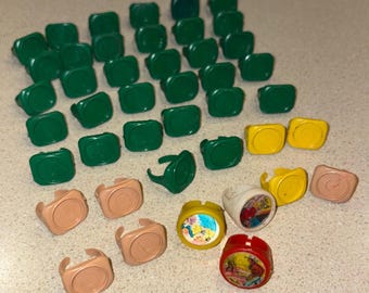 Lot of 40 Vintage 1950’s Kellogg’s Pep Cereal Premium Rings NOS plus 3 Western Hologram Toy Rings