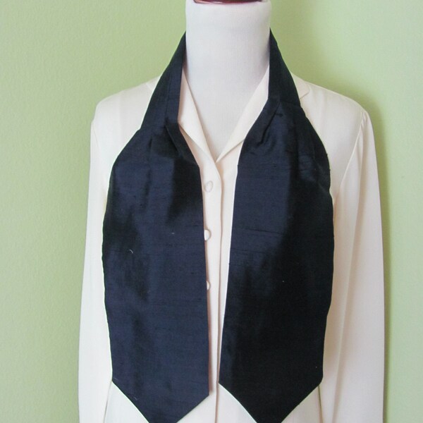 The Everyday Ascot Scarf