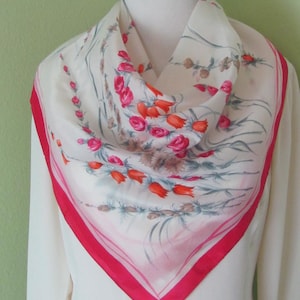 Lovely Vintage Mid Century White Red Floral Rayon Scarf  // 26&quot; Inch 66cm Square // Designer Signed Silk Vintage Scarves