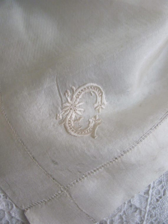 Monogrammed "C" Beautiful Solid Off White Silk Mi… - image 2