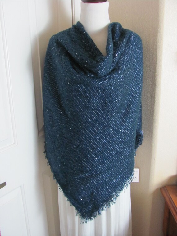 Designer Lovely Solid  Blue Thick Warm Blanket Sh… - image 1