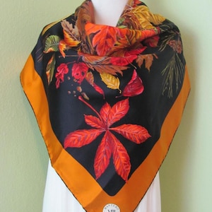 Wow Mantero Schal Italien // Schwarz Orange Herbst Blätter Weicher Seidenschal // 34&quot; Zoll Quadrat // Das Beste vom Besten // Designer signierte Schals 800+