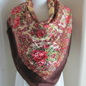 Beautiful Vintage Brown Orange Paisley Sequin Soft Rayon Scarf  // 34&quot; Inch 88cm Square // 1000+ Designer Silk Vintage Scarves