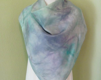 Lovely Hand dyed Tie Dye Light Blue Soft Silk Scarf // 33" Inch 85cm Square // Vintage Designer Silk Scarves