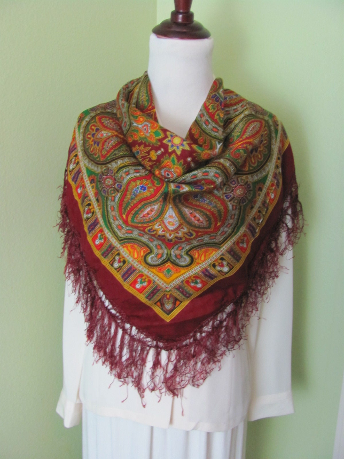 小物 Q retailor vintage scarf made in france Vintage Burgundy Paisley Fringed Acrylic Fashion Scarf // 30