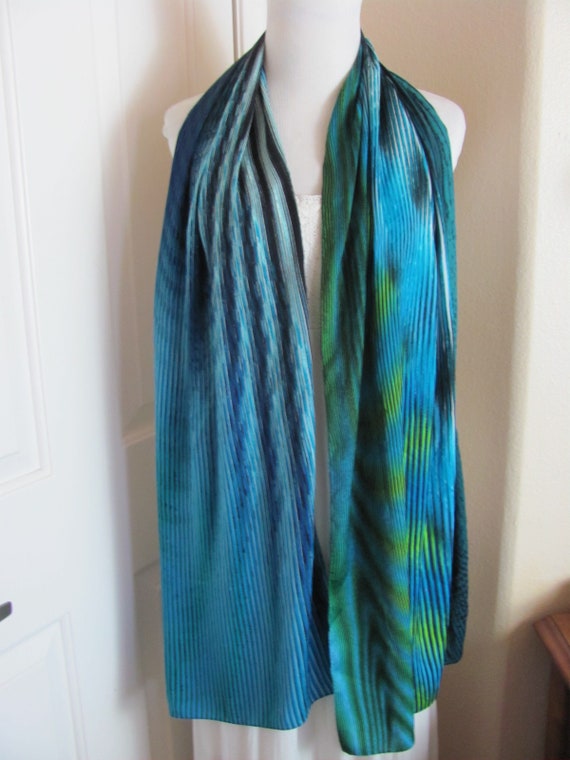 Echo Beautiful Modern Blue Striped Silky Poly Scarf 17 X 70