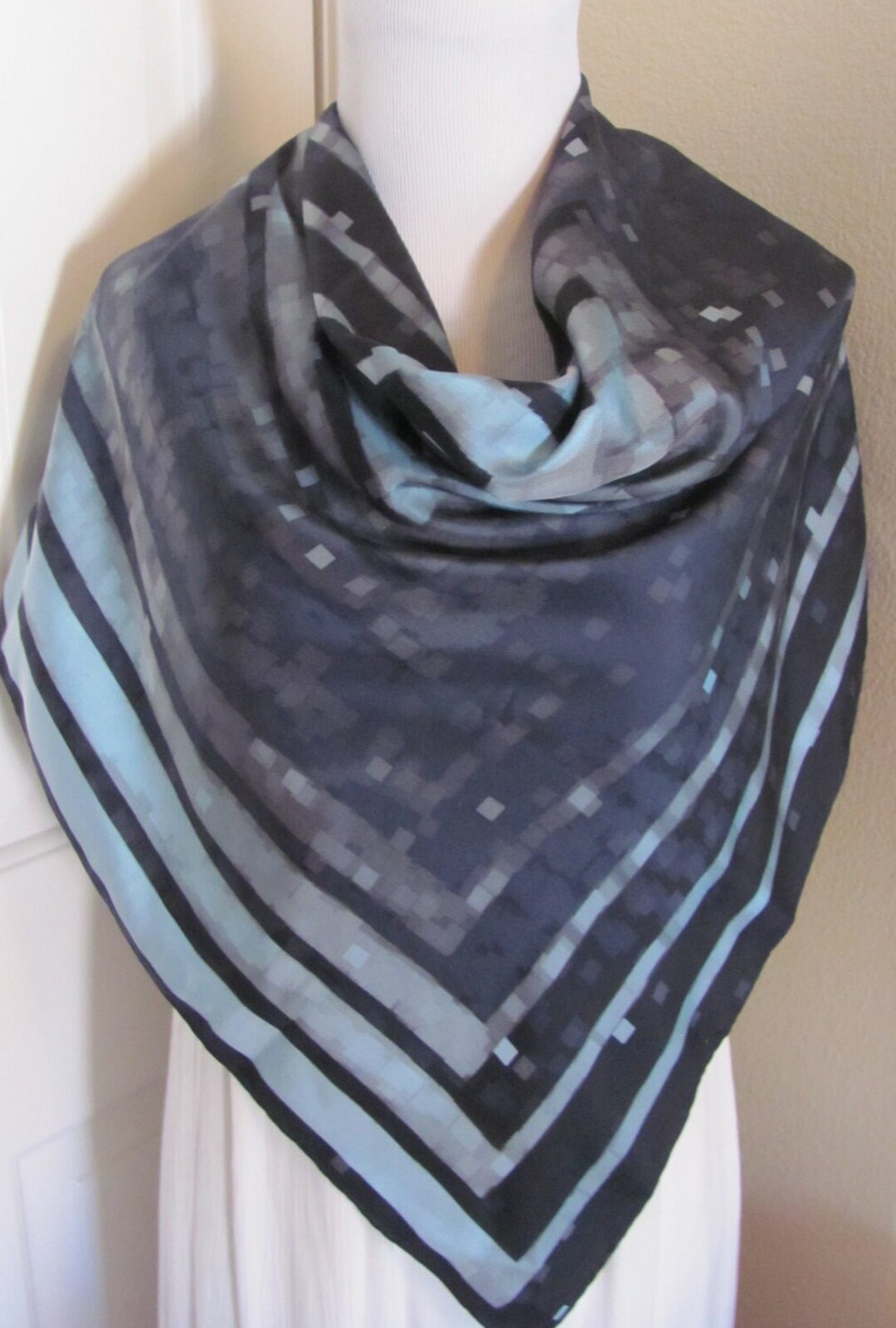 Foulard Mantero Collection En Soie - Multicouleur, Style Bandana/carré - Occasion Porté, Femme