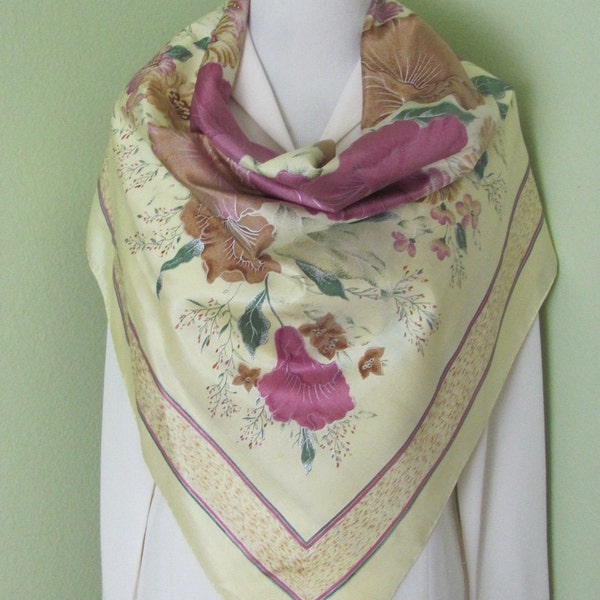 Siamese Sky Handwoven Silk Scarf main image 1
