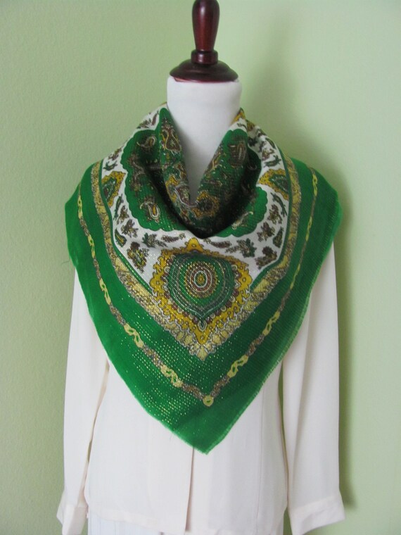 Vintage Retro Green White Gold Metallic Acrylic Fashion Scarf