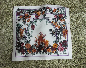 Jim Thompson // Beautiful White Floral Small Silk Scarf // 17" Inch 44cm Square // Best of the Best