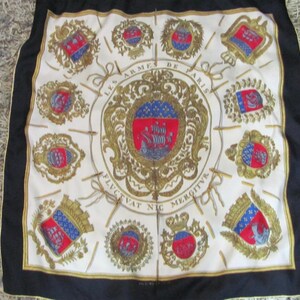 Hermes Les Armes De Paris Coat of Arms // Beautiful Blue White