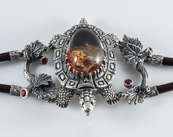 Handmade Silver Turtle Bracelet with Quartz Tourmaline – Nature-Inspired Artisan Jewelry – Unique Animal Cuff Gift for Her or Him
