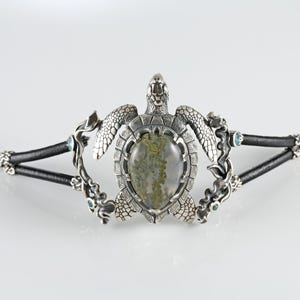 Handmade Sterling Silver Turtle Bracelet with Moss Agate Stone – Ocean-Inspired Leather Jewelry Gift for Nature Lovers Sea Turtle  Bracele
