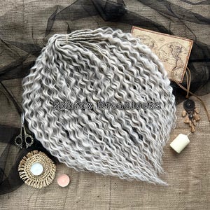 Dark Platinum Ombre Crochet Curls, 60 DE Wavy Blonde Dreadlock Extensions, Curly Synthetic Locks, Full Head Set Double Ended Curly Dreads