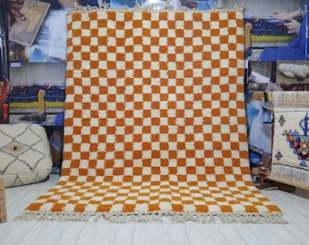 Marokkaans oranje geruit tapijt: handgemaakt wollen vloerkleed (6 x 8 ft)
