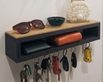 Chic key rack - wall rack - with 5 - 7 hooks - cork shelf - black wood - space for wallet, keys, cell phone - with shelf