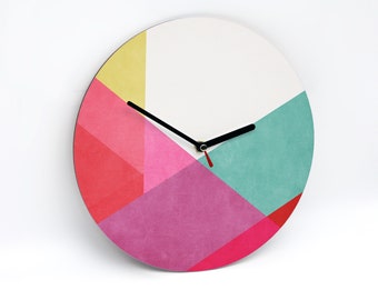 Medium-sized wall clock 23 cm - strong colors - turquoise purple pink red - colorful set up - for small rooms - hallway kitchen office bathroom - quiet movement