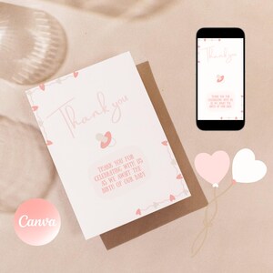 Perzikroze bedankkaart voor babyshower - ontwerp met hartjes en dummies - afdrukbare canvassjabloon
