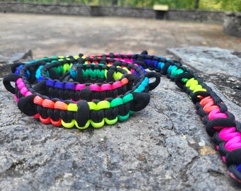 Day Tripper ORIGINAL PARADUX paracord duck holder
