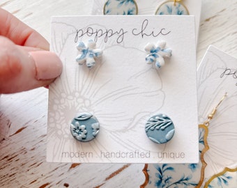 Clay Earrings Studs, Blue and White Stud Earrings, Floral Pattern, Romantic Pattern, Polymer Clay