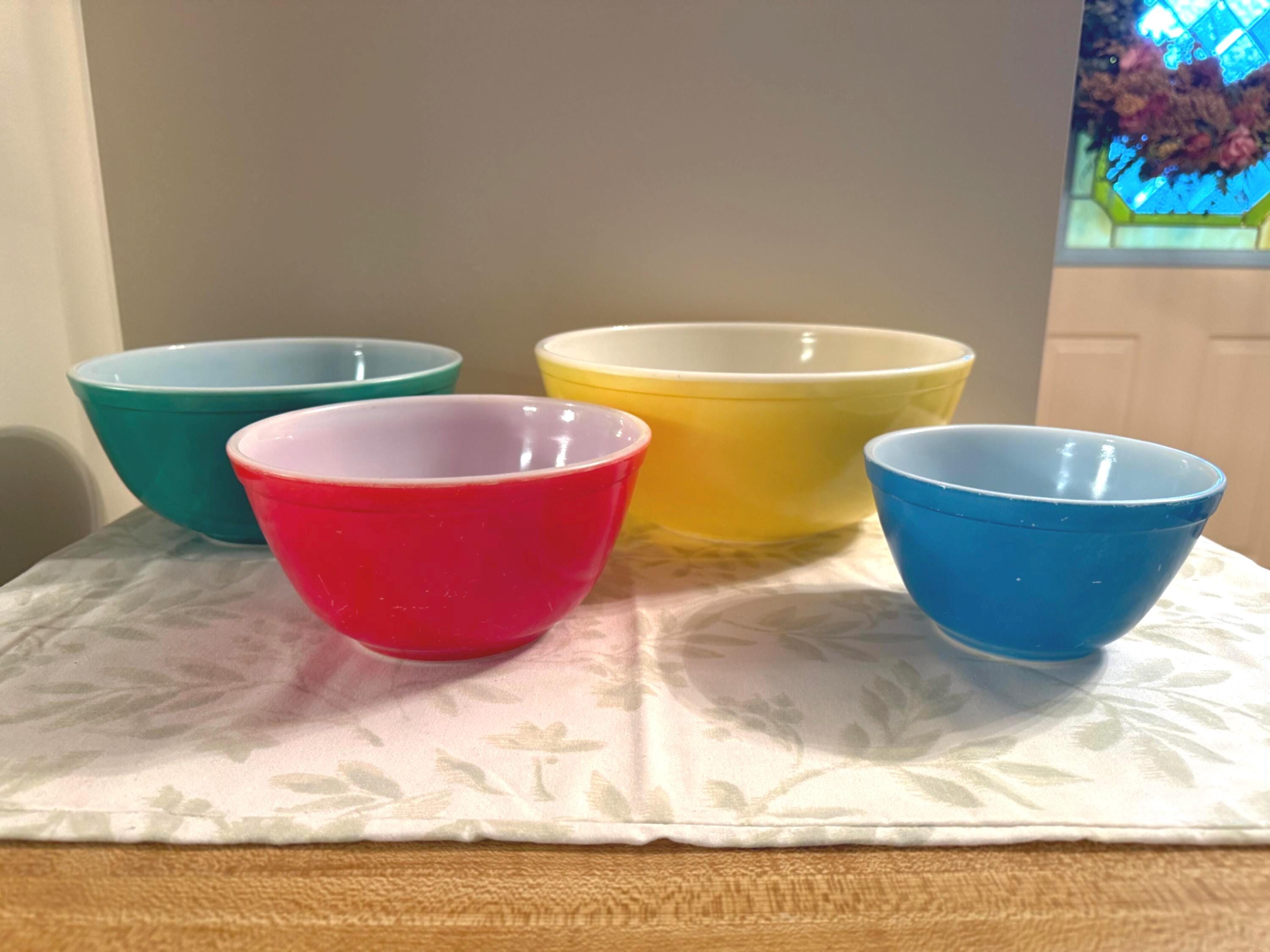 Vintage 1950s Pyrex Primary Colors Mixing Bowls – Set of 4 – 400 Series ...