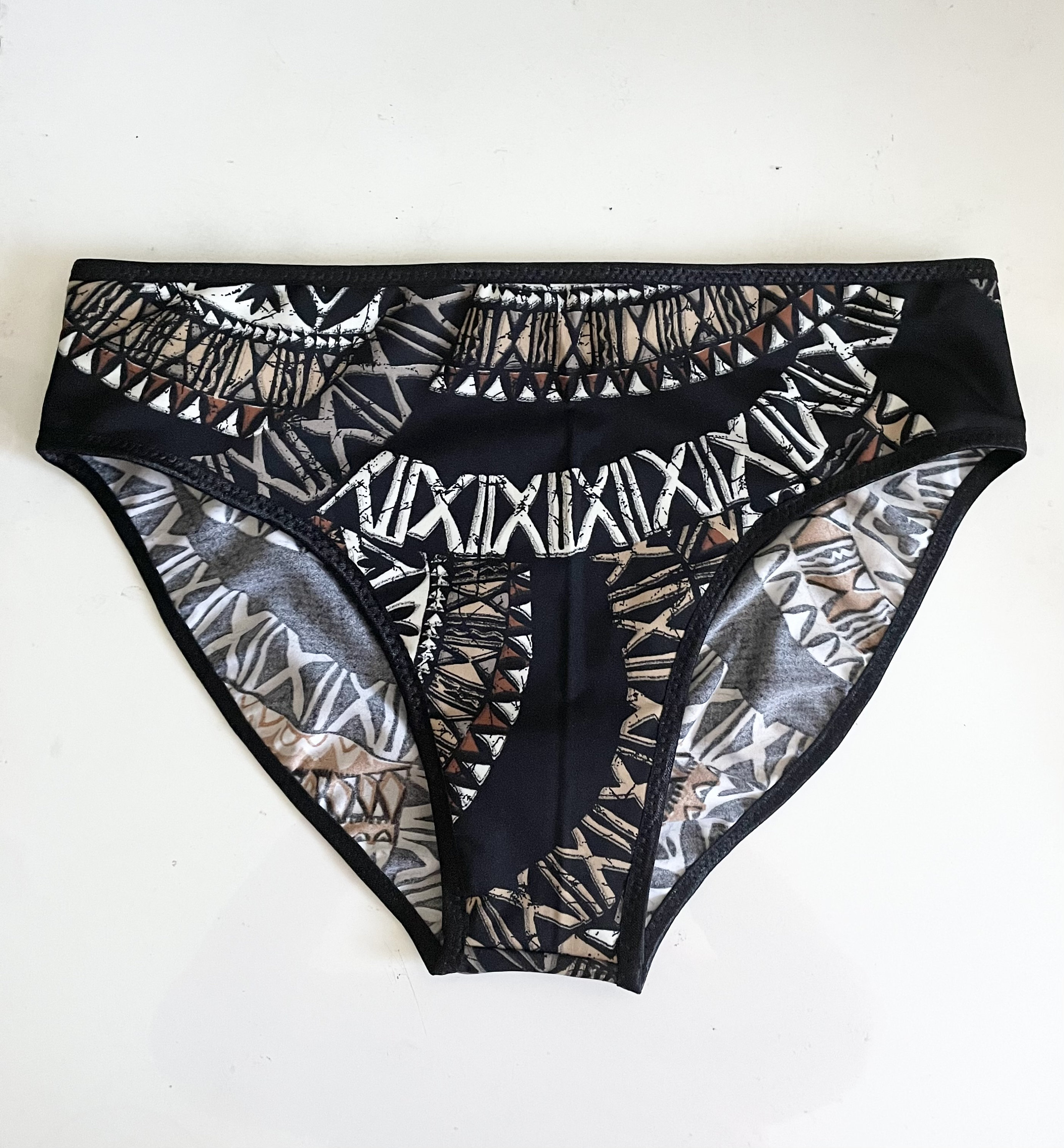 Leolines, LLC ™ Size AXXS Bikini LYCRA Tribal Print Panties