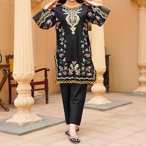 Indian Pakistani Two Piece Dress Set | Hand Embroidered Co-Ord Set | Traditional Festive Wear | Women’s Ethnic Party Outfit |Hand Embroidery