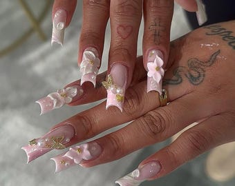 Enchanted Floral Press On Nails | Luxury 3D White Floral Nail Art | Elegant Coffin Nails | Elegant Wedding Nails | Retro Glam Nail Set